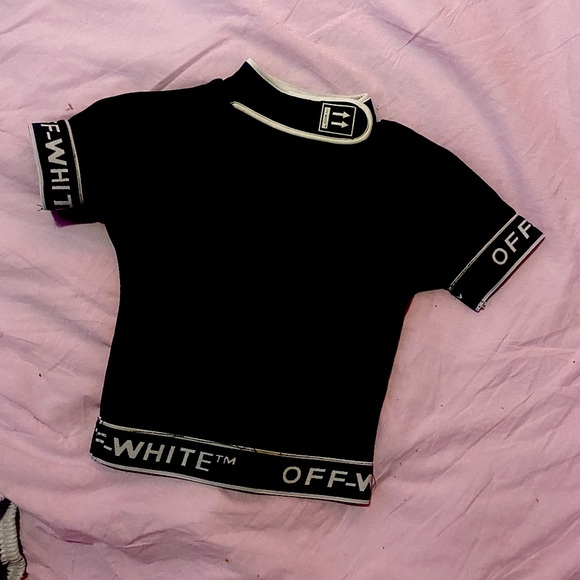 Off white Velcro-strap crop top - Picture 1 of 2